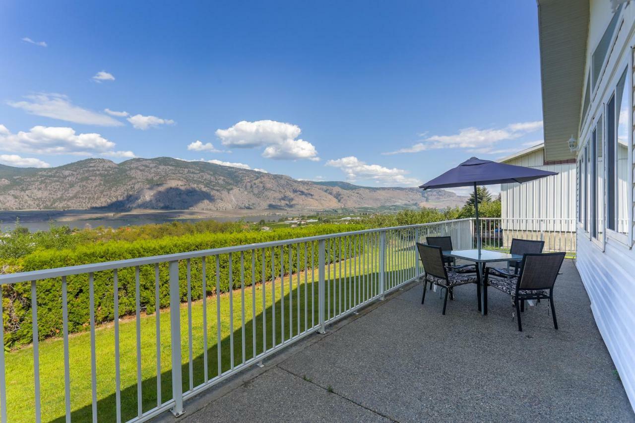 Shiraz Villa Osoyoos Exterior photo